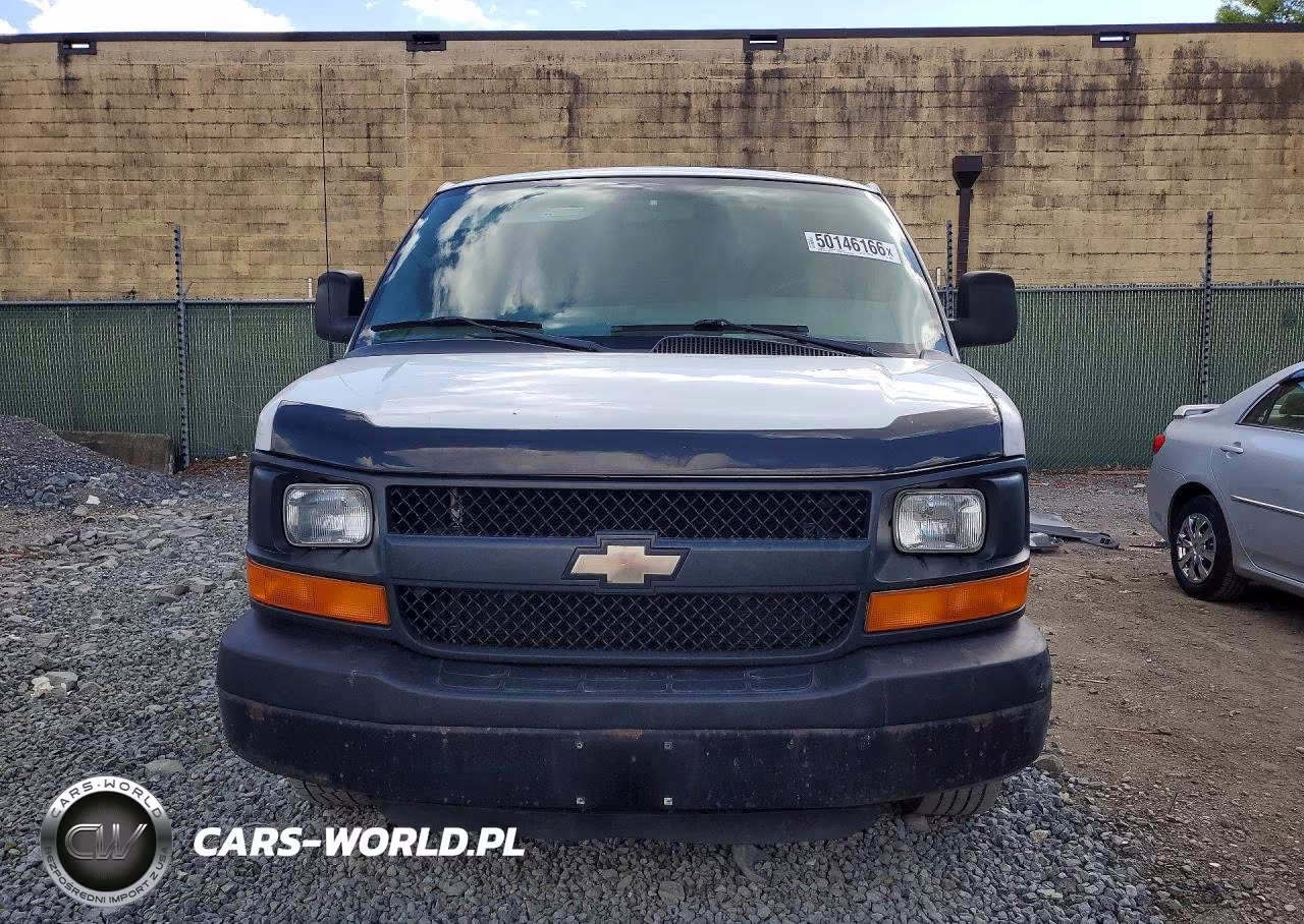 2010 Chev Express G1500 VIN:1GCUGADX1A1163665 - 5