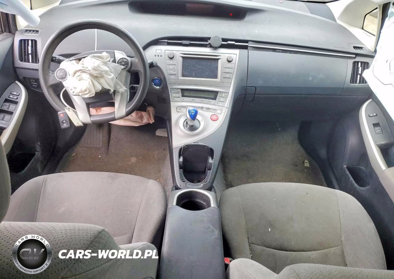 2014 Toyota Prius Two VIN:JTDKN3DUXE0367519 - 8