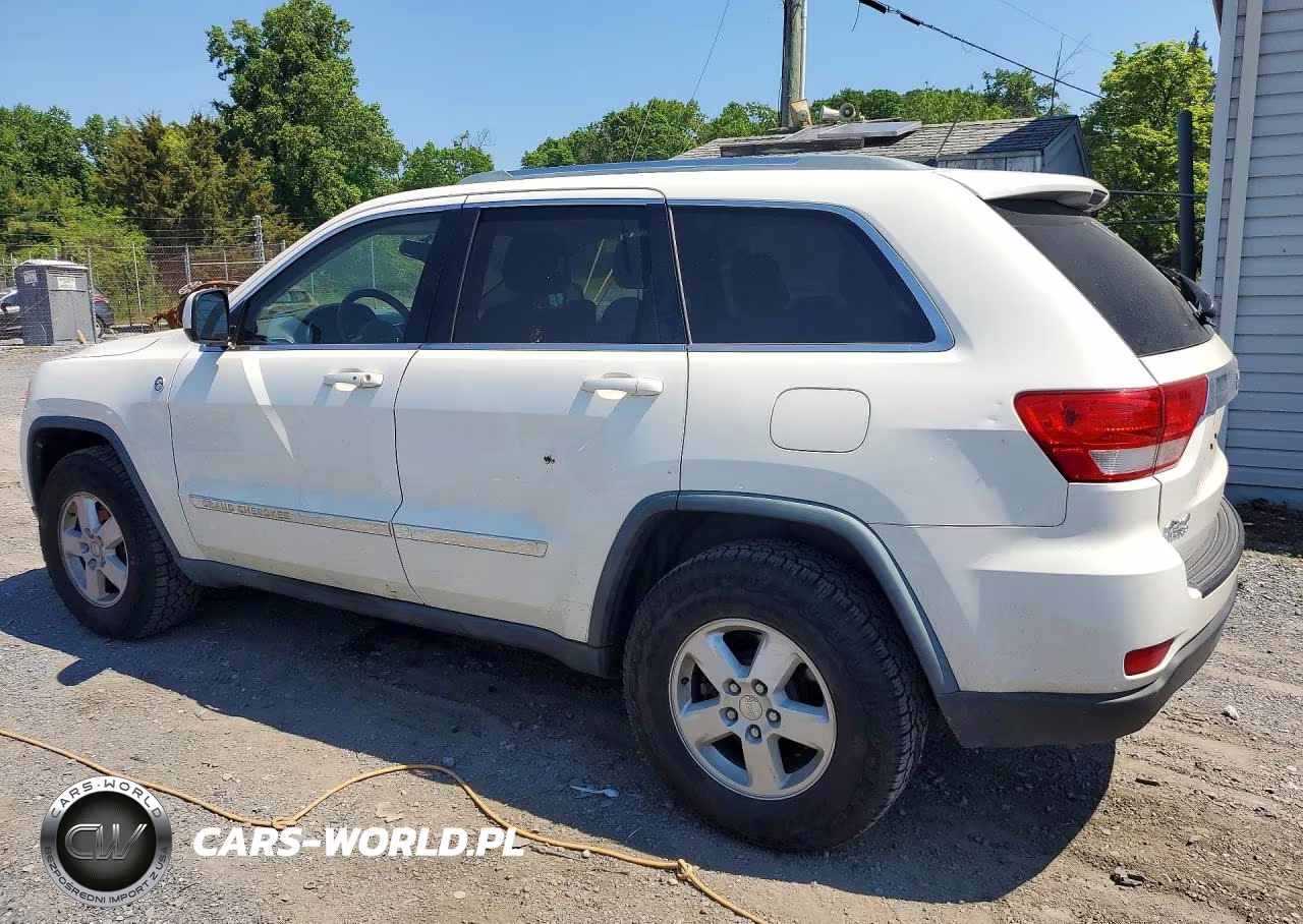 2011 Jeep Grand Cherokee Laredo VIN:1J4RR4GG5BC577187 - 2