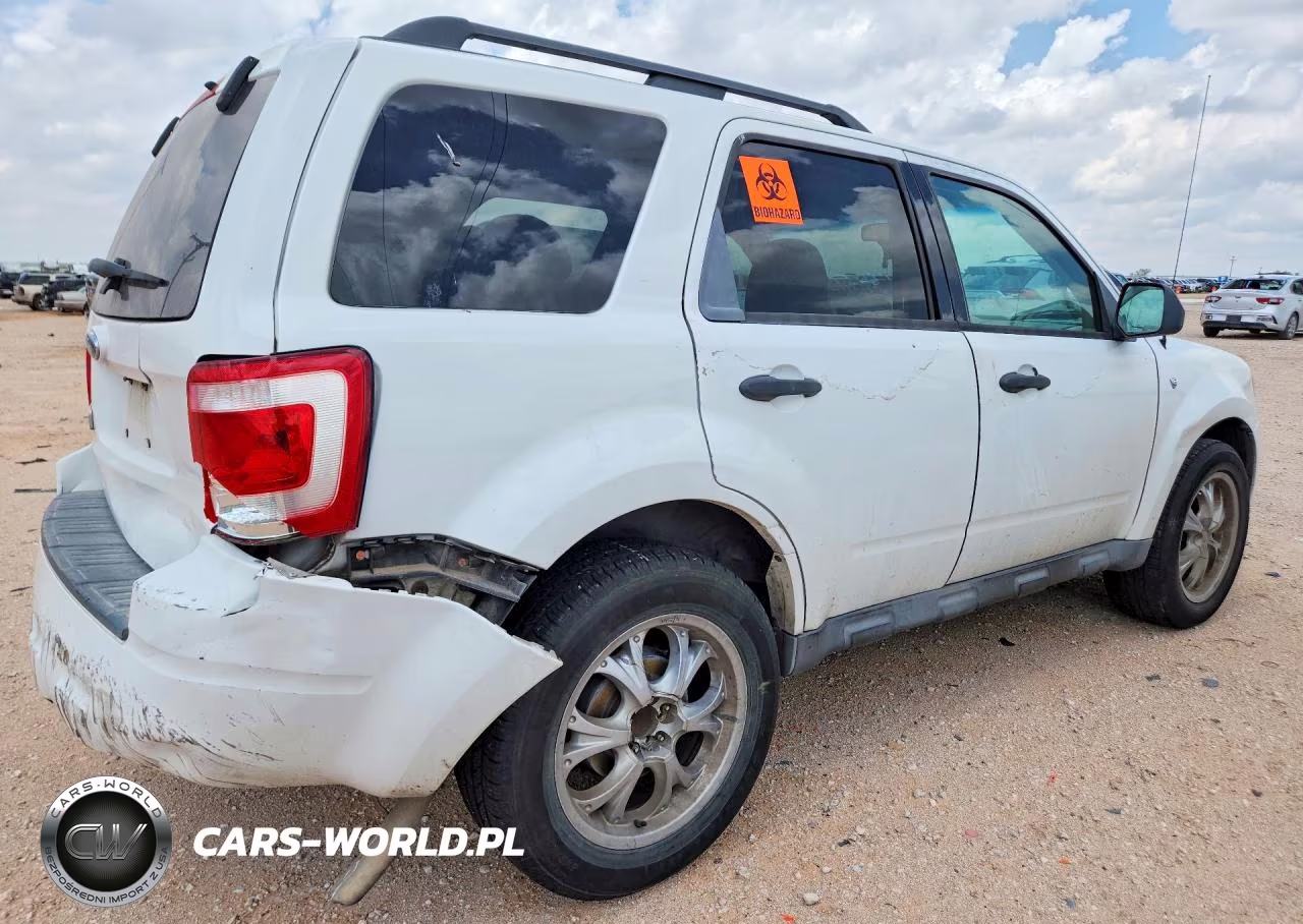 2008 Ford Escape Xlt VIN:1FMCU03178KA12809 - 3