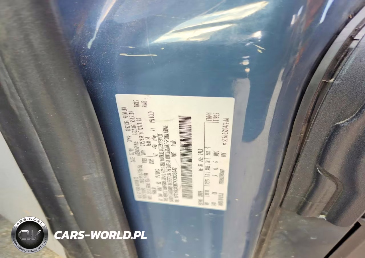 2019 Ford Transit T-250 Delivery Van VIN:1FTYR3XM7KKB33042 - 13