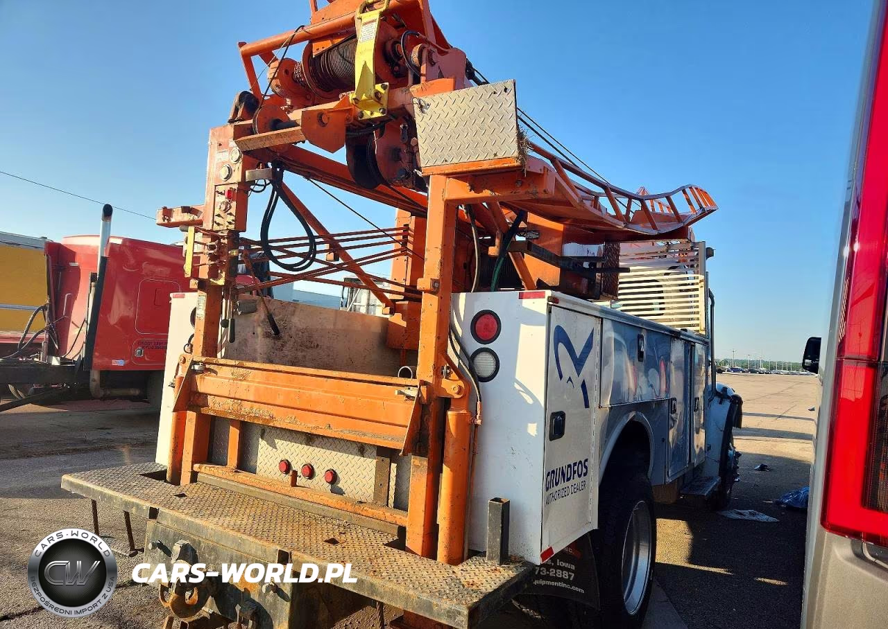 2004 Freightliner Business Class M2 Crane Truck VIN:1FVACXCS14HM11890 - 4
