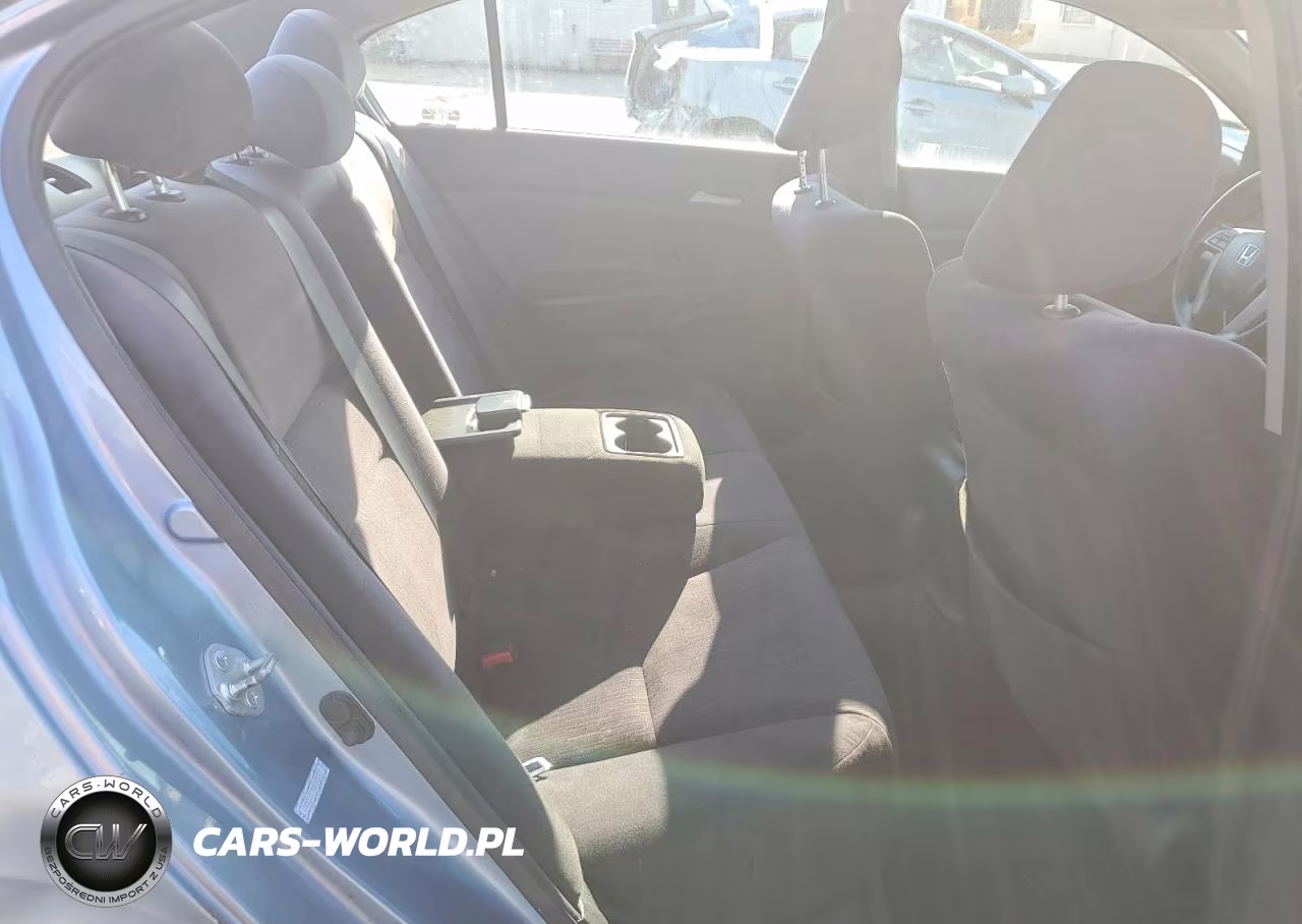 2011 Honda Accord Lx VIN:1HGCP2F3XBA059366 - 10