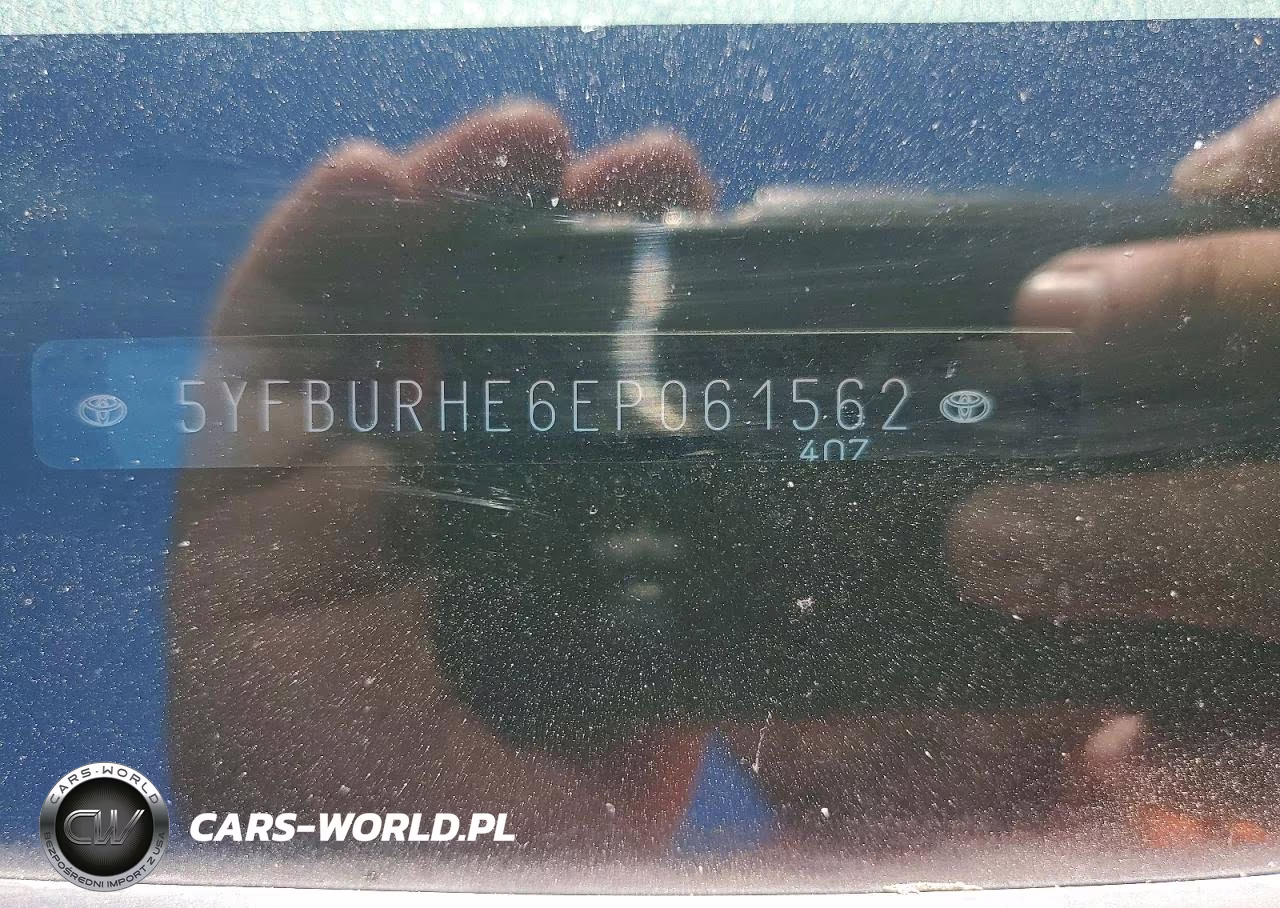 2014 Toyota Corolla Le VIN:5YFBURHE6EP061562 - 12