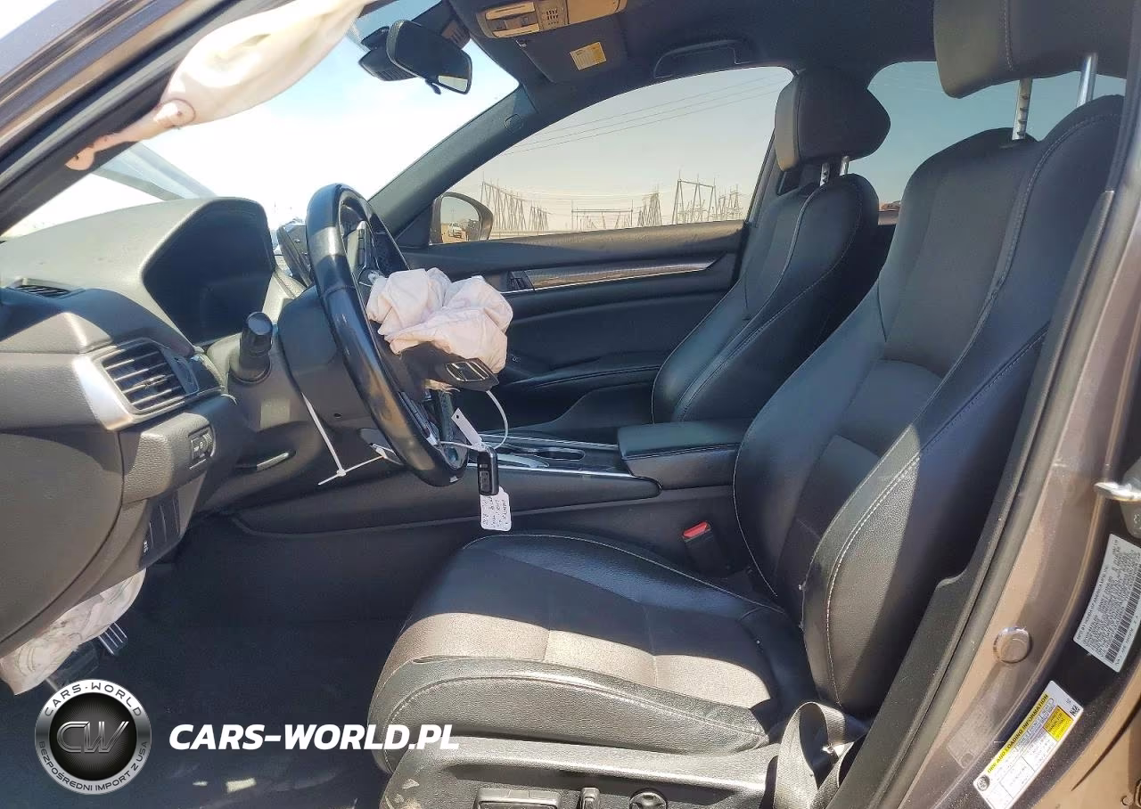 2018 Honda Accord Sport VIN:1HGCV1F3XJA228929 - 7