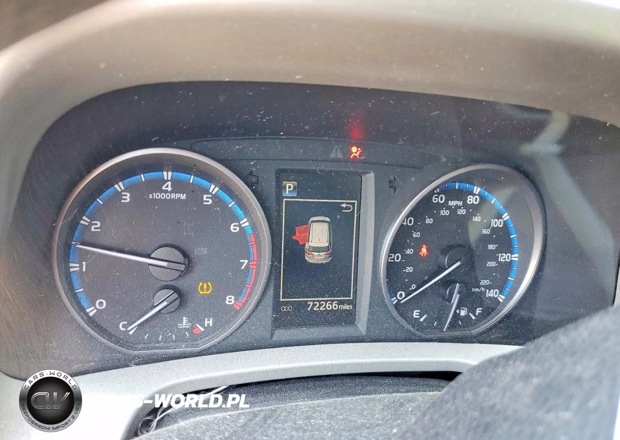 2018 Toyota Rav4 Le VIN:2T3ZFREVXJW419789 - 9