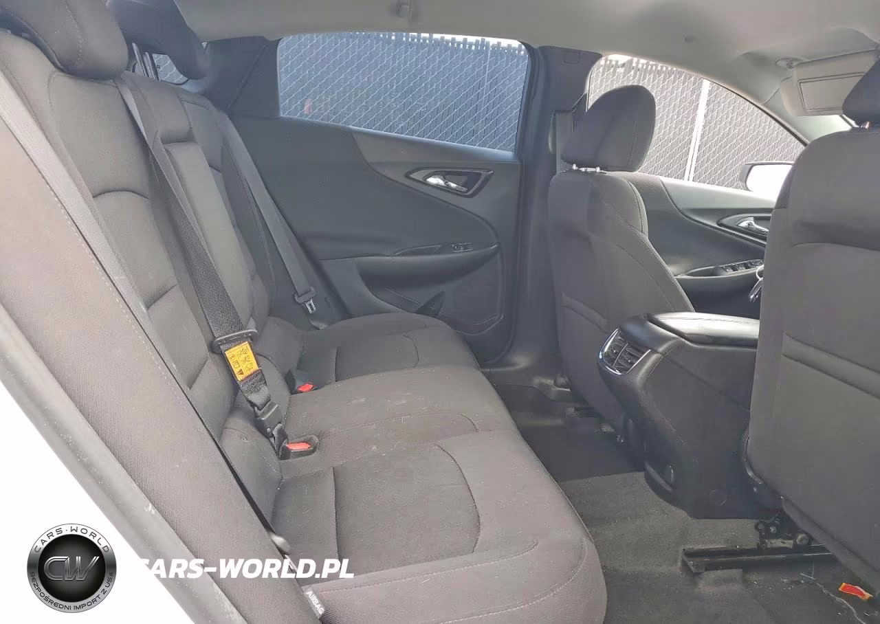 2019 Chevrolet Malibu Lt VIN:1G1ZD5ST6KF115209 - 10