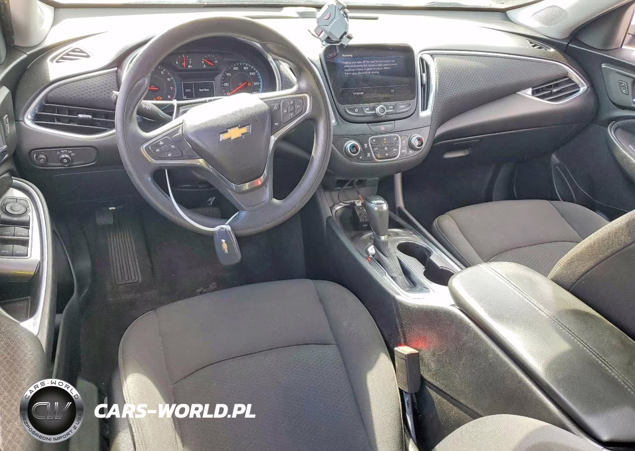 2019 Chevrolet Malibu Lt VIN:1G1ZD5ST6KF115209 - 8