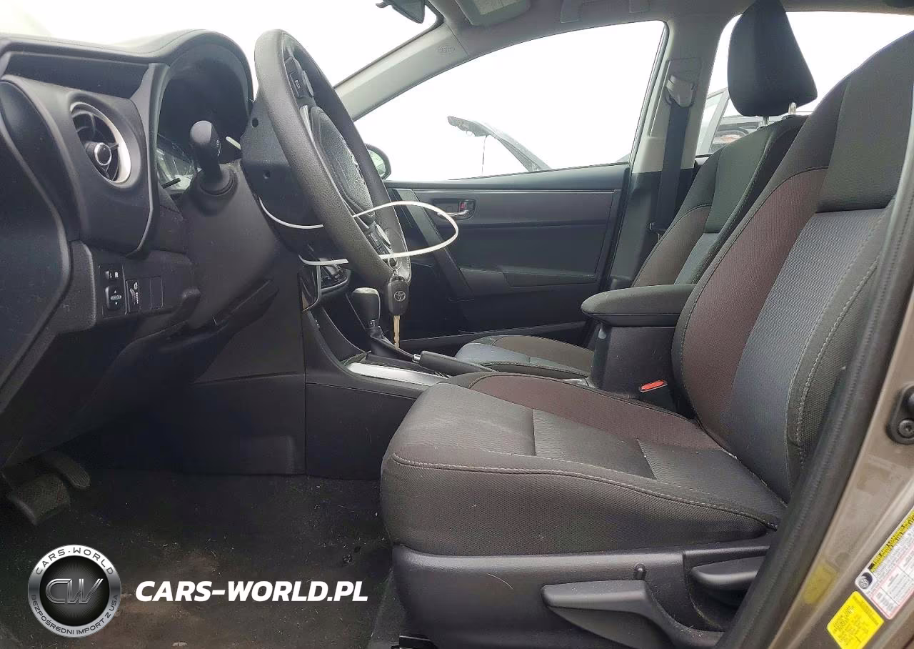 2018 Toyota Corolla Le VIN:2T1BURHE0JC972061 - 7