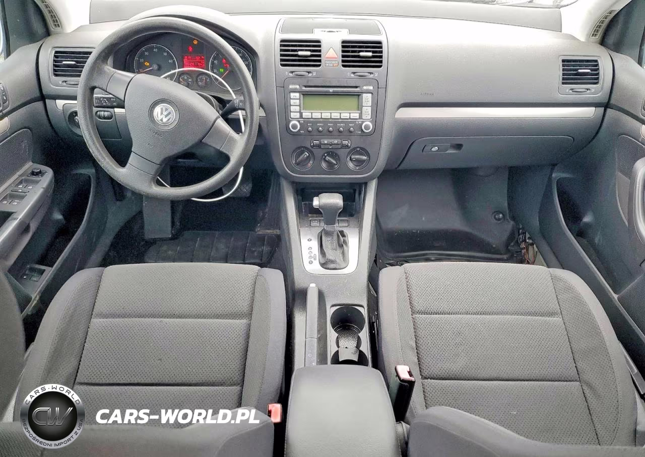 2008 Volkswagen Rabbit VIN:WVWDB71K38W334536 - 8