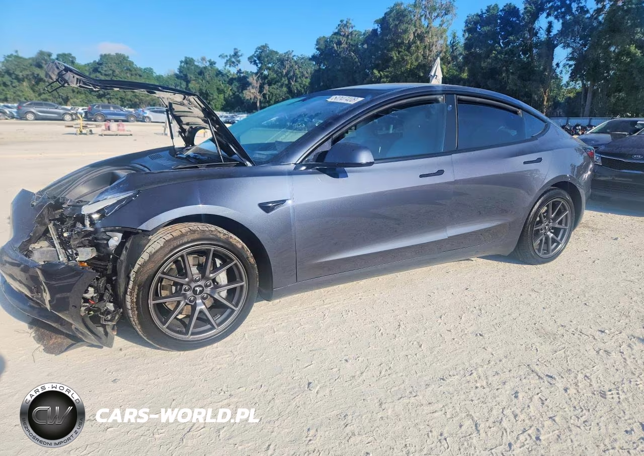 2022 Tesla Model 3 – zdjęcie 1 z 13