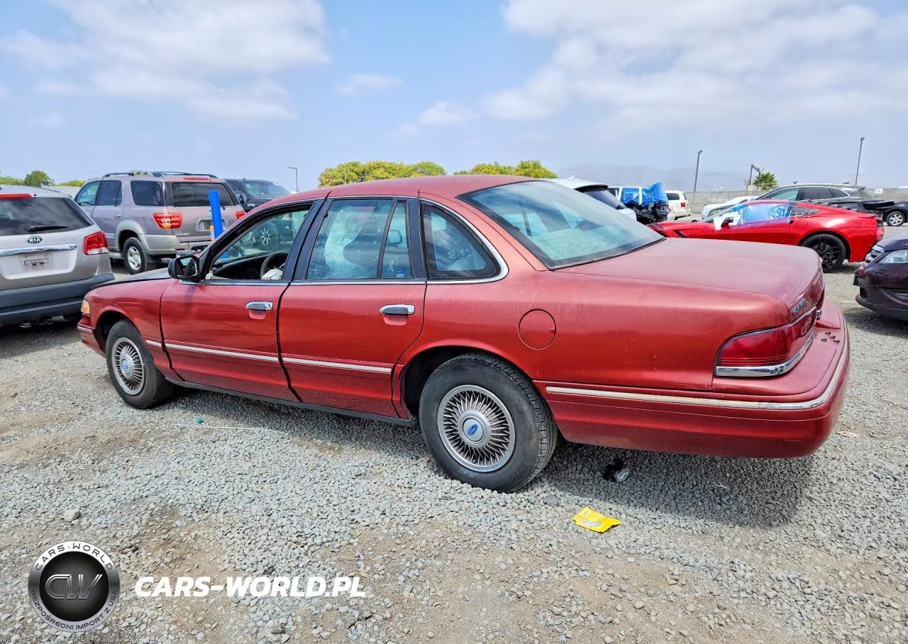 1997 Ford Crown Victoria VIN:2FALP73W9VX113655 - 2