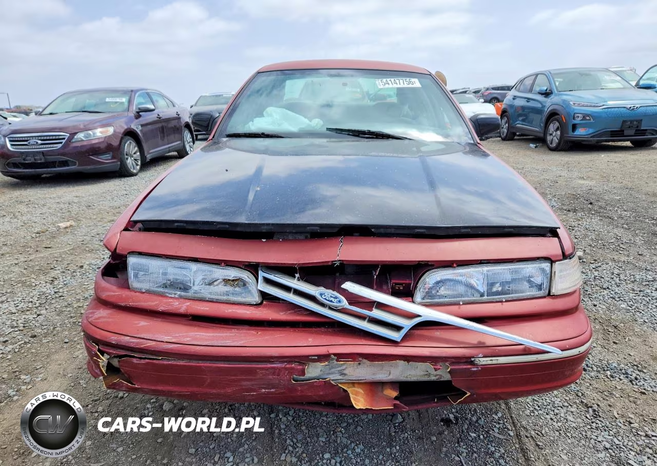 1997 Ford Crown Victoria VIN:2FALP73W9VX113655 - 5