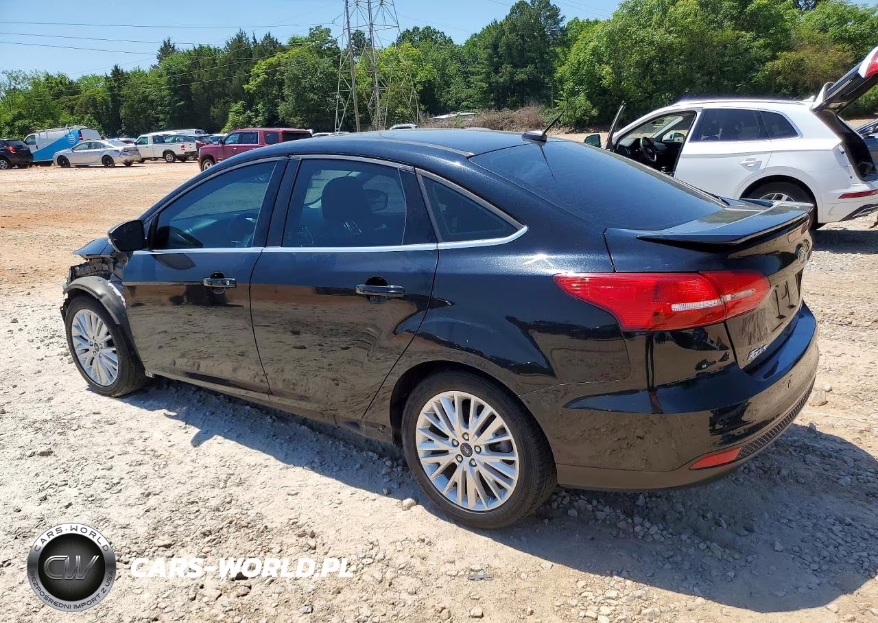 2017 Ford Focus Titanium VIN:1FADP3J23HL287400 - 2