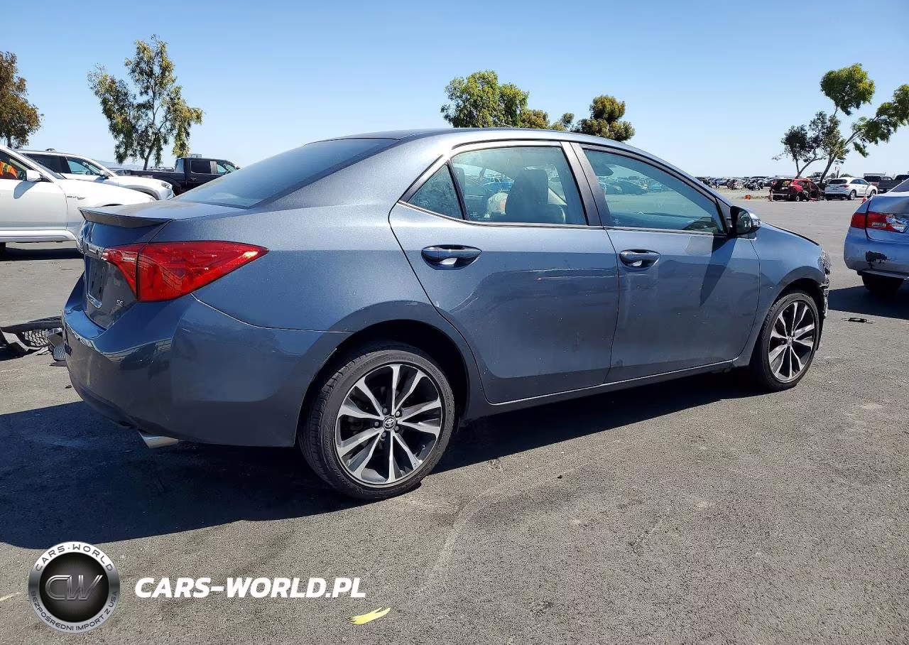 2019 Toyota Corolla Se VIN:2T1BURHE3KC198406 - 3