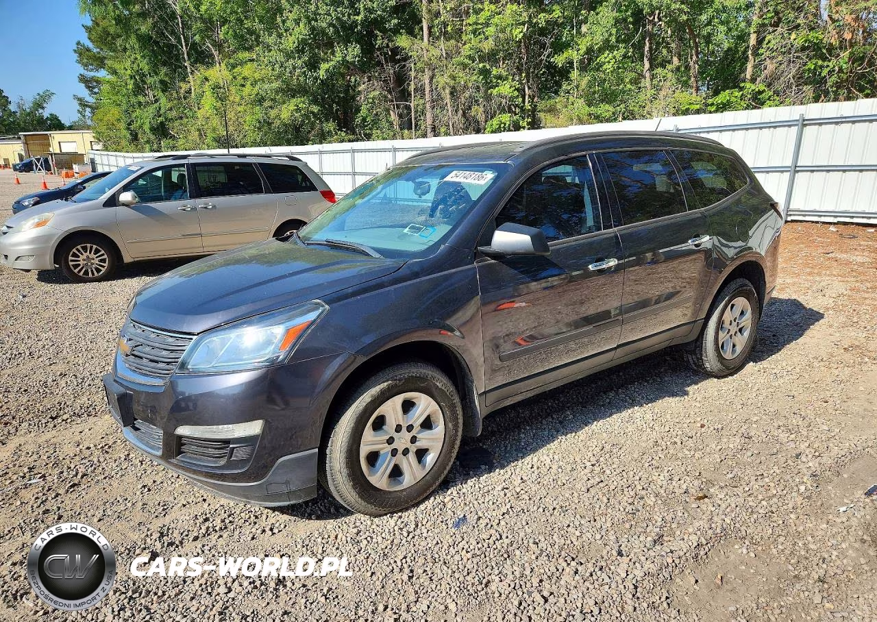 2013 CHEVROLET TRAVERSE LS