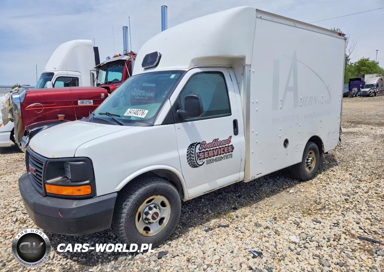 2014 GMC Savana Cutaway G3500