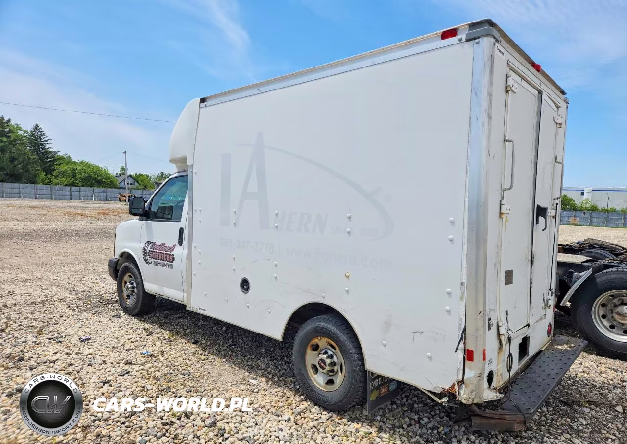 2014 GMC Savana Cutaway G3500 VIN:1GD072BGXE1176598 - 2