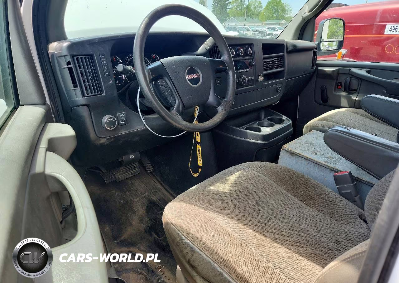 2014 GMC Savana Cutaway G3500 VIN:1GD072BGXE1176598 - 8