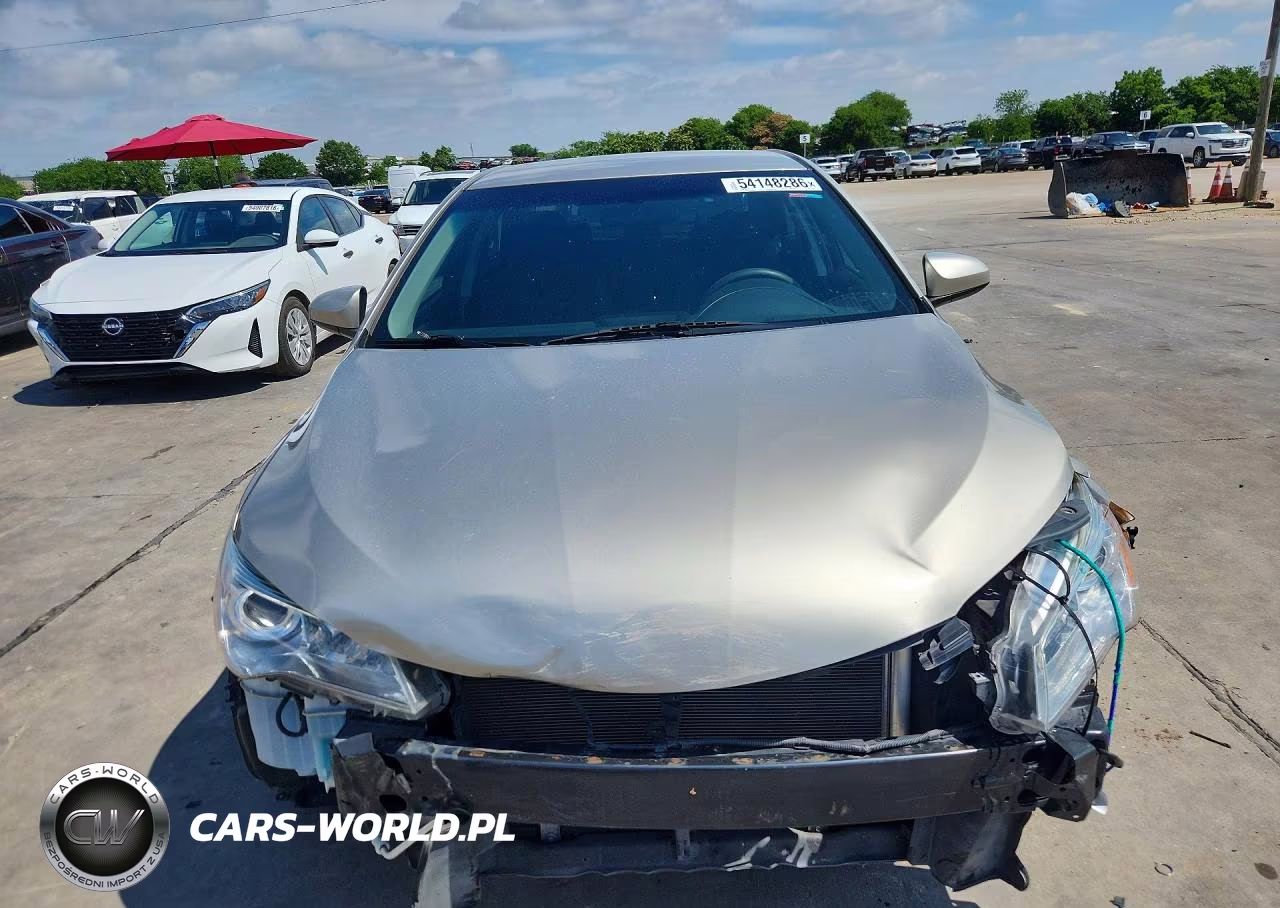 2017 Toyota Camry Le VIN:4T1BF1FK1HU412157 - 5