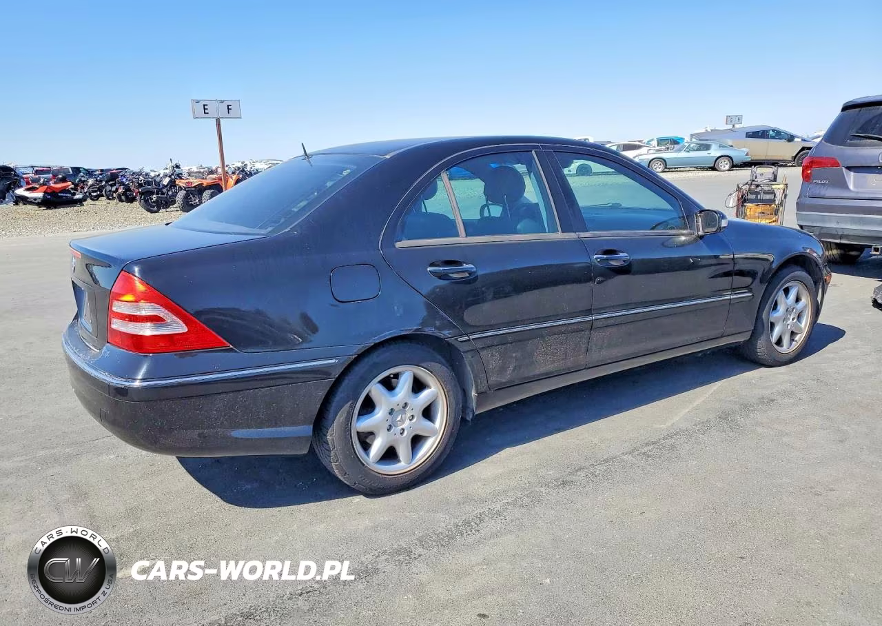 2001 Mercedes-Benz C 320 VIN:WDBRF64JX1F030602 - 3
