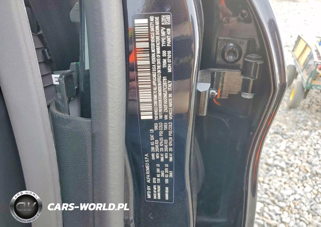 2018 Alfa Romeo Stelvio Ti Luxury VIN:ZASFAKRN6J7C28781 - 14