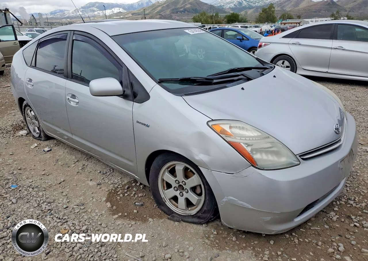 2008 Toyota Prius Base VIN:JTDKB20U887761217 - 4