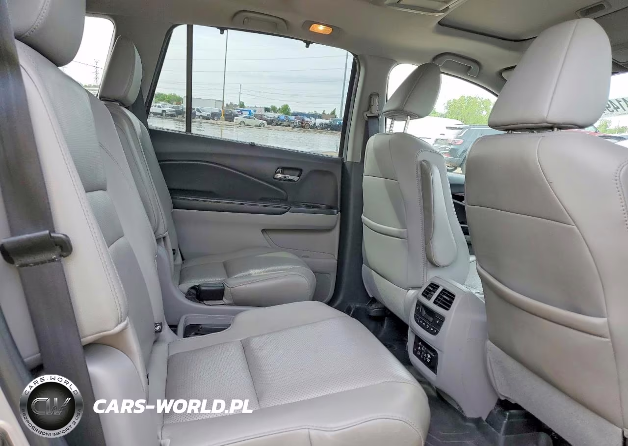 2016 Honda Pilot Elite VIN:5FNYF6H06GB066038 - 11