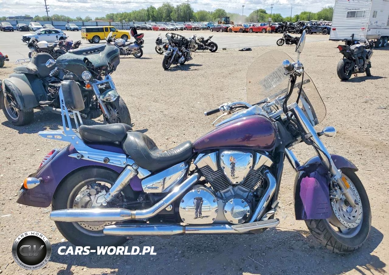 2005 Honda Vtx1300 R