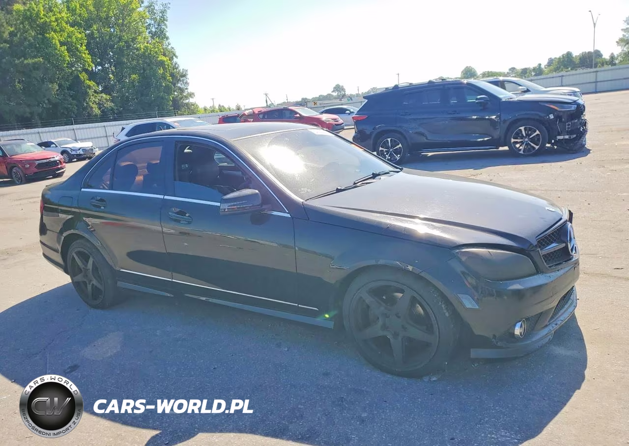 2010 Mercedes-Benz C 300 VIN:WDDGF5EB5AA392432 - 4
