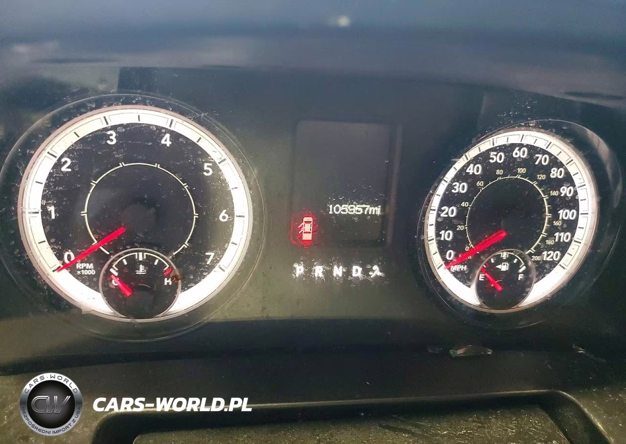 2019 Ram 1500 Classic Tradesman VIN:1C6RR7FT8KS597677 - 9