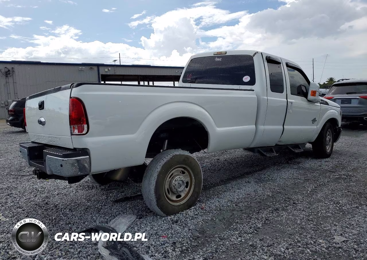 2013 Ford F250 Super Duty VIN:1FT7X2BT1DEA12244 - 3