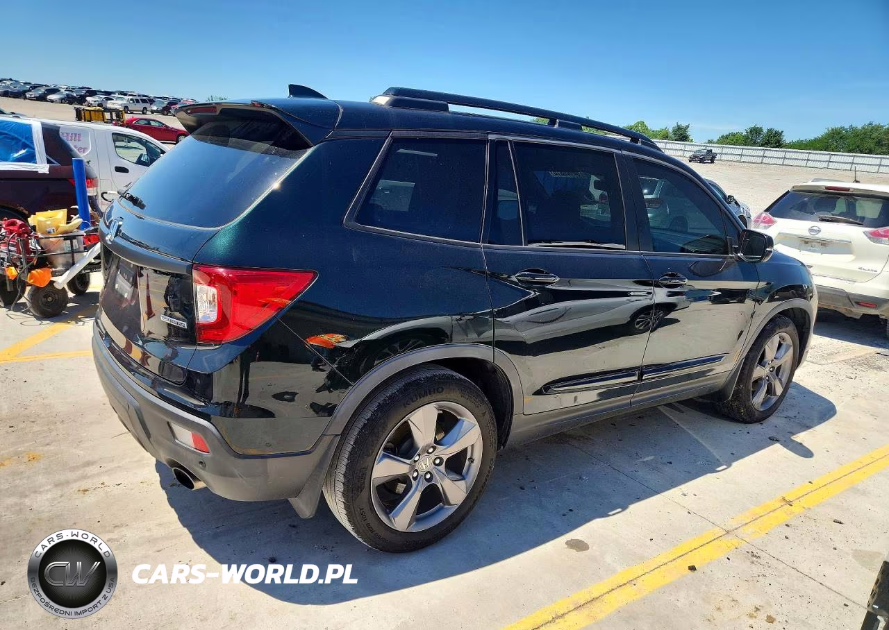 2019 Honda Passport Touring VIN:5FNYF7H96KB004927 - 3