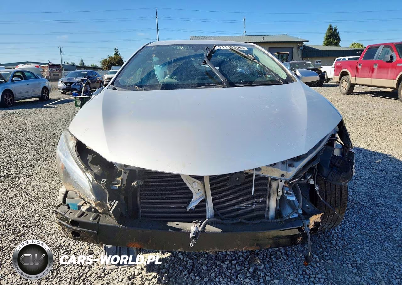 2017 Toyota Corolla Le VIN:2T1BURHE0HC936042 - 5