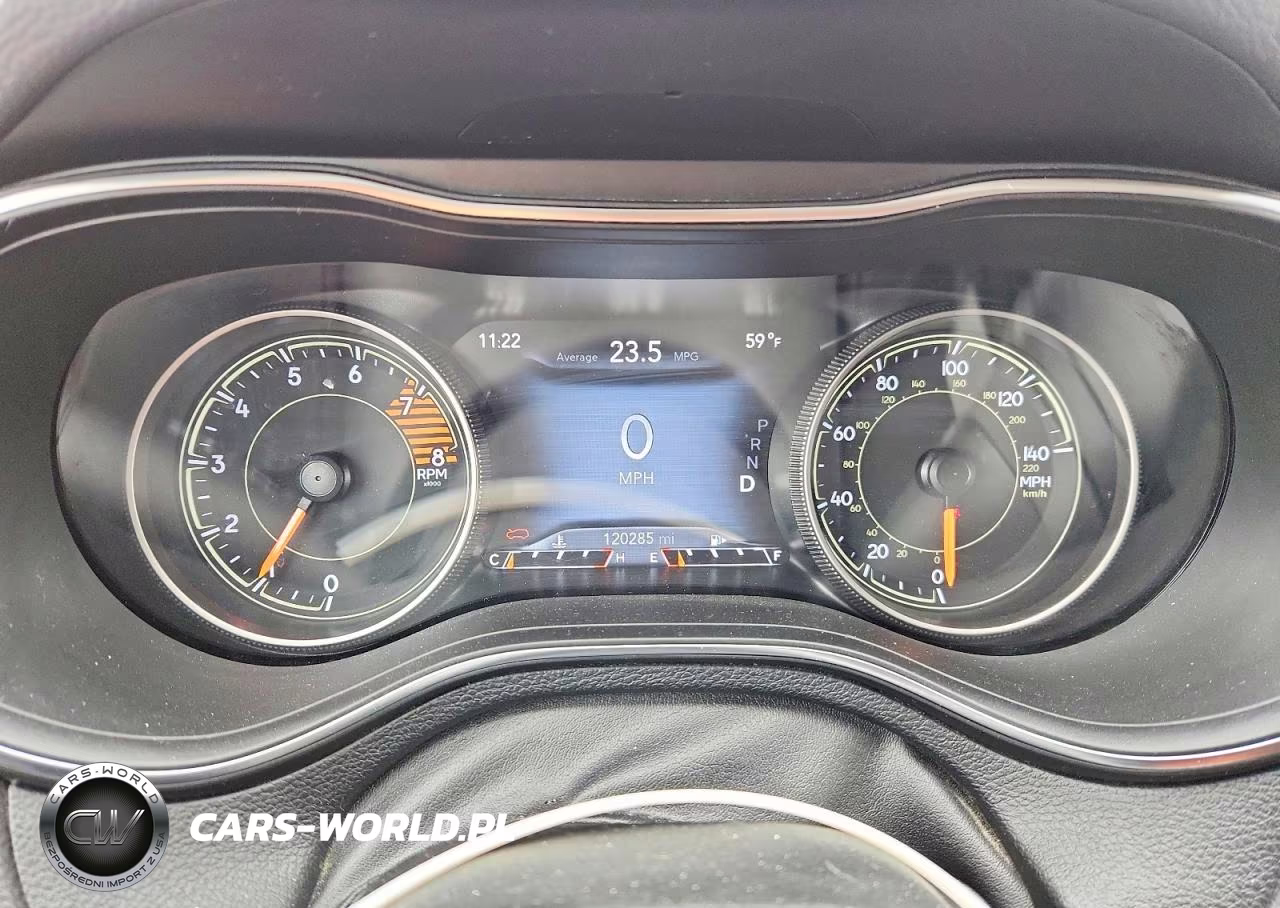 2019 Jeep Cherokee Trailhawk VIN:1C4PJMBX0KD225026 - 9