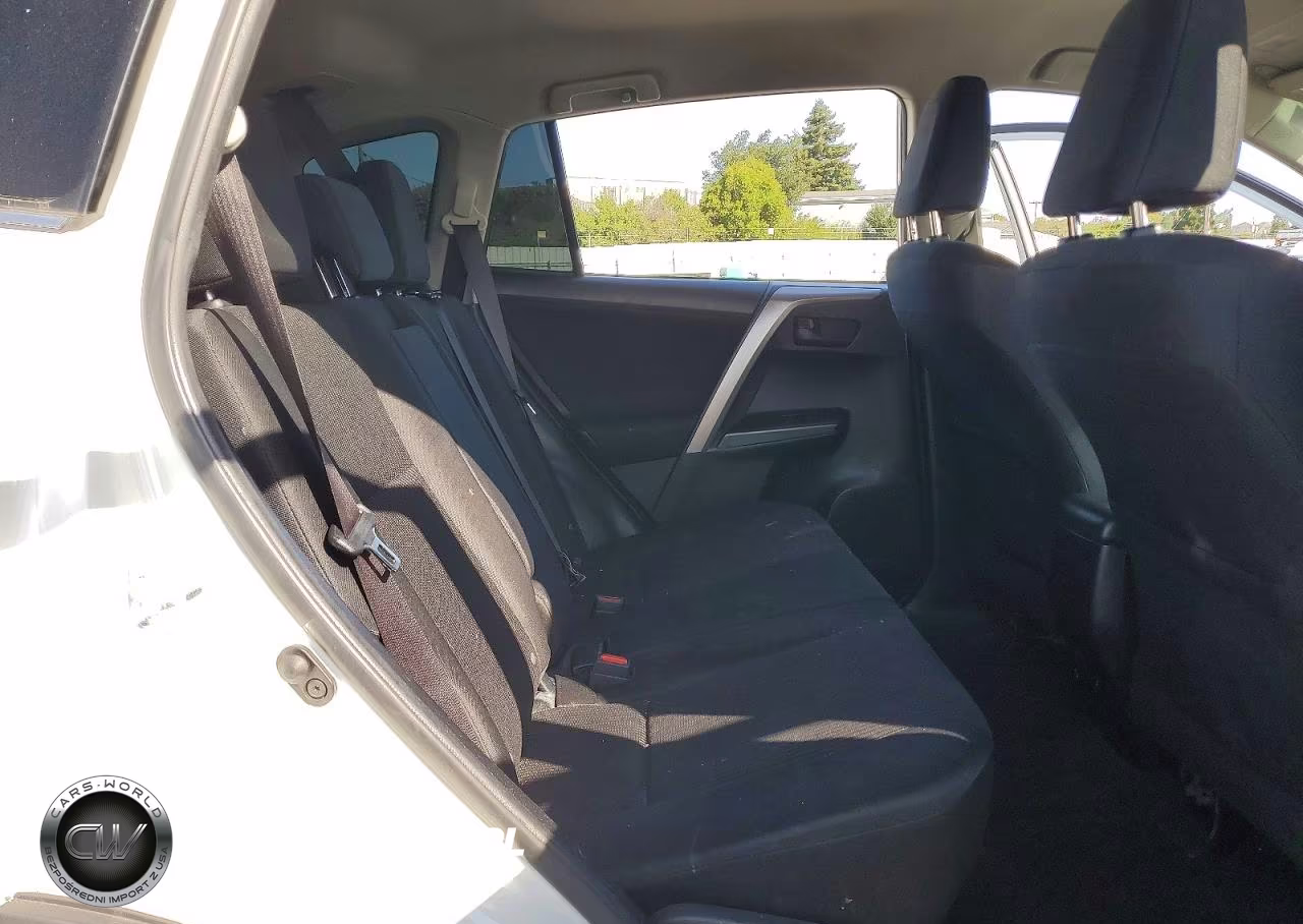 2016 Toyota Rav4 Le VIN:JTMZFREV6GJ076129 - 11