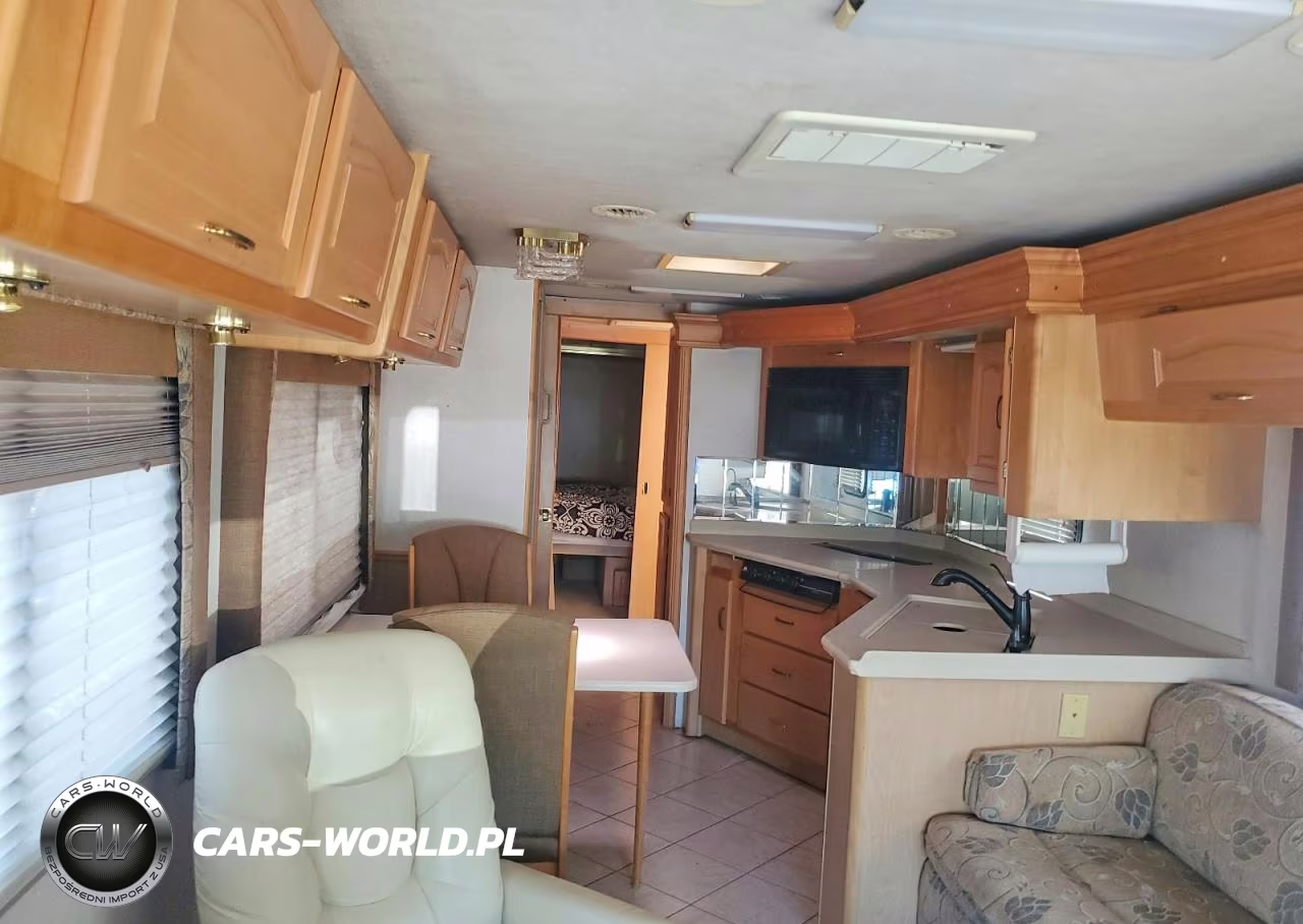 2003 Frht Trvl Home VIN:4UZAAHBSX2CJ84827 - 6