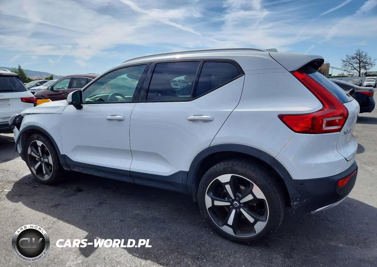 2019 Volvo Xc40 T5 Momentum VIN:YV4162UK9K2148520 - 2