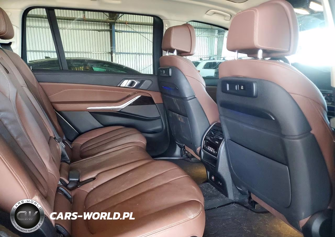 2021 BMW X7 xDrive40I VIN:5UXCW2C01M9E73475 - 11