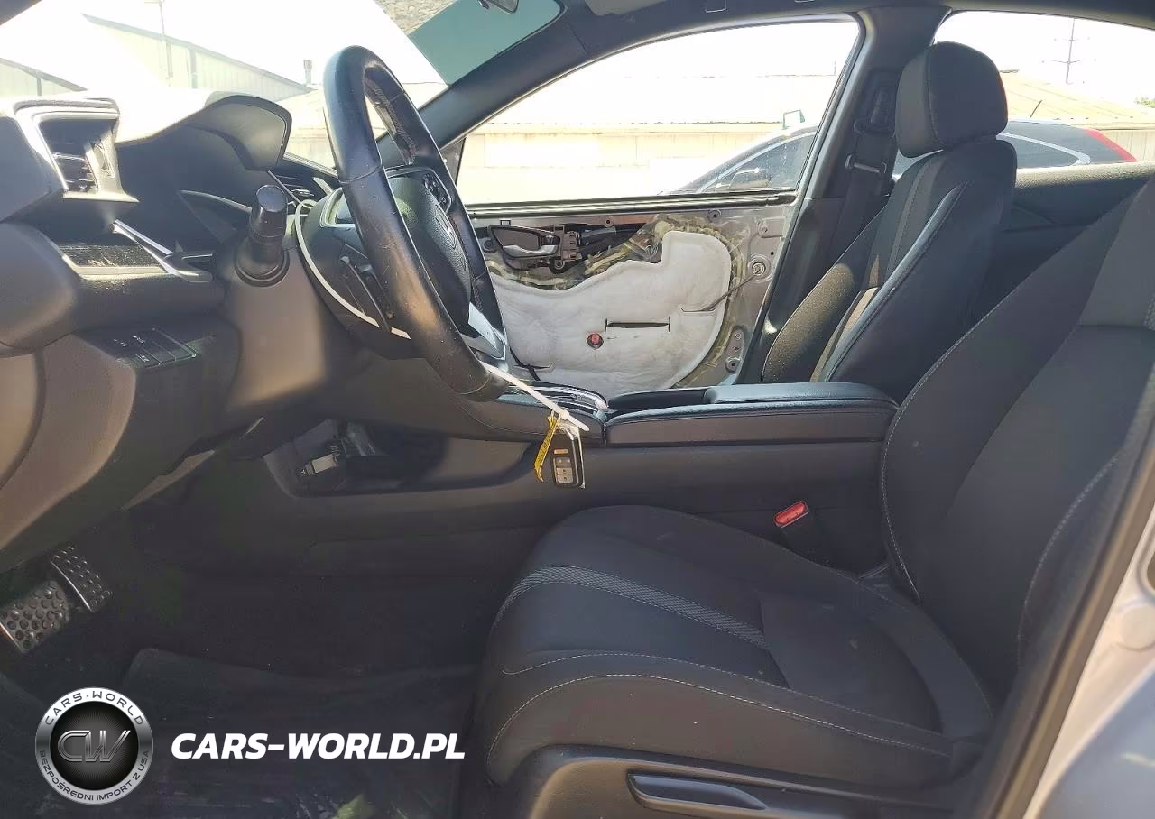 2019 Honda Civic Sport VIN:2HGFC2F82KH522896 - 7