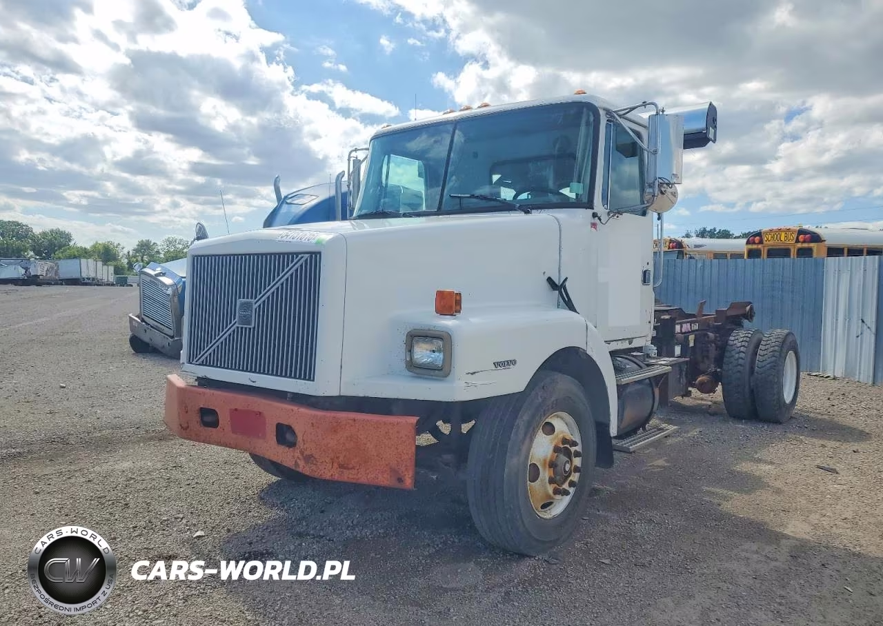1999 Volvo Wg Roll-Off Container Truck VIN:4VBJAAHE9XN866197 - 2