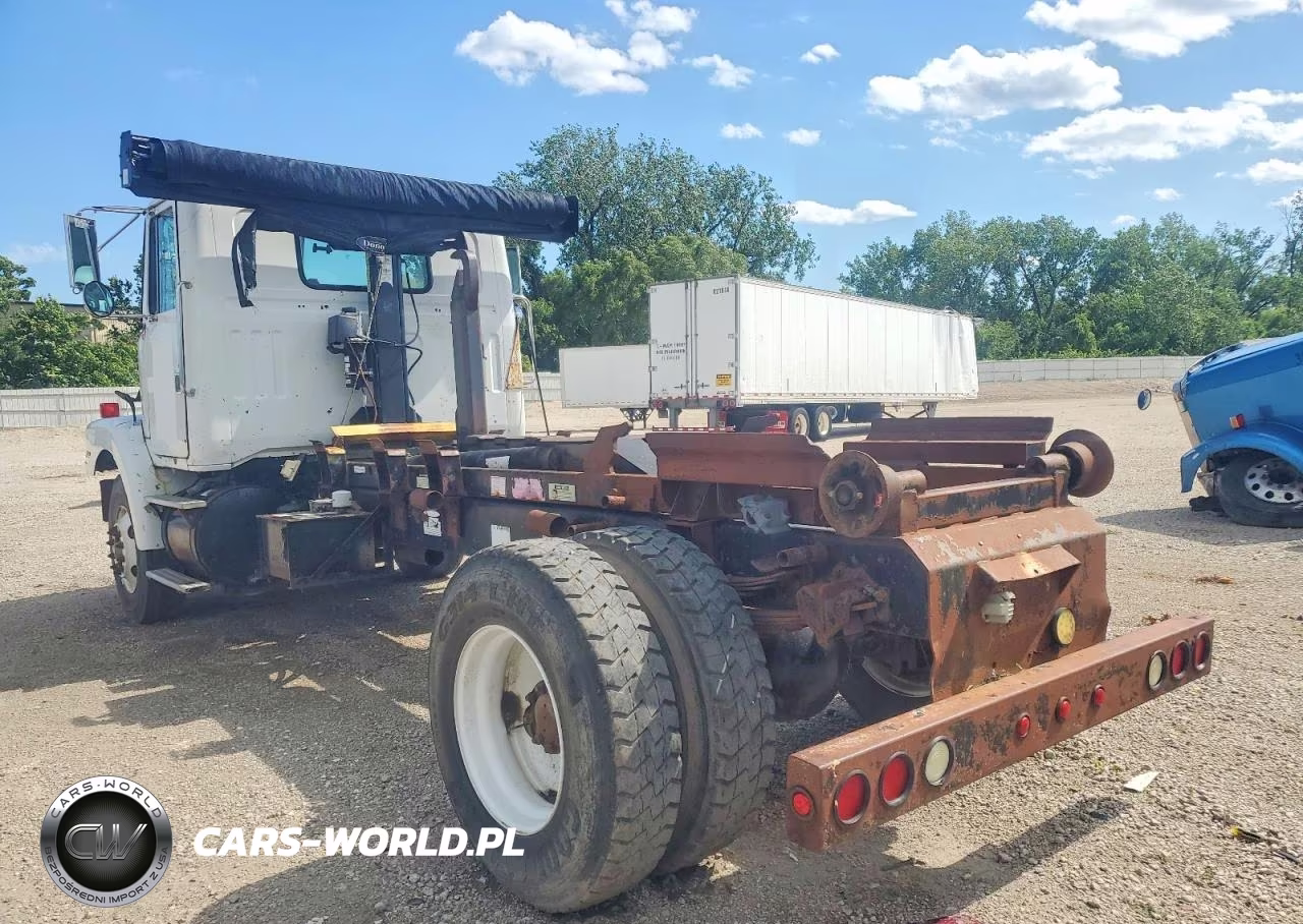 1999 Volvo Wg Roll-Off Container Truck VIN:4VBJAAHE9XN866197 - 3