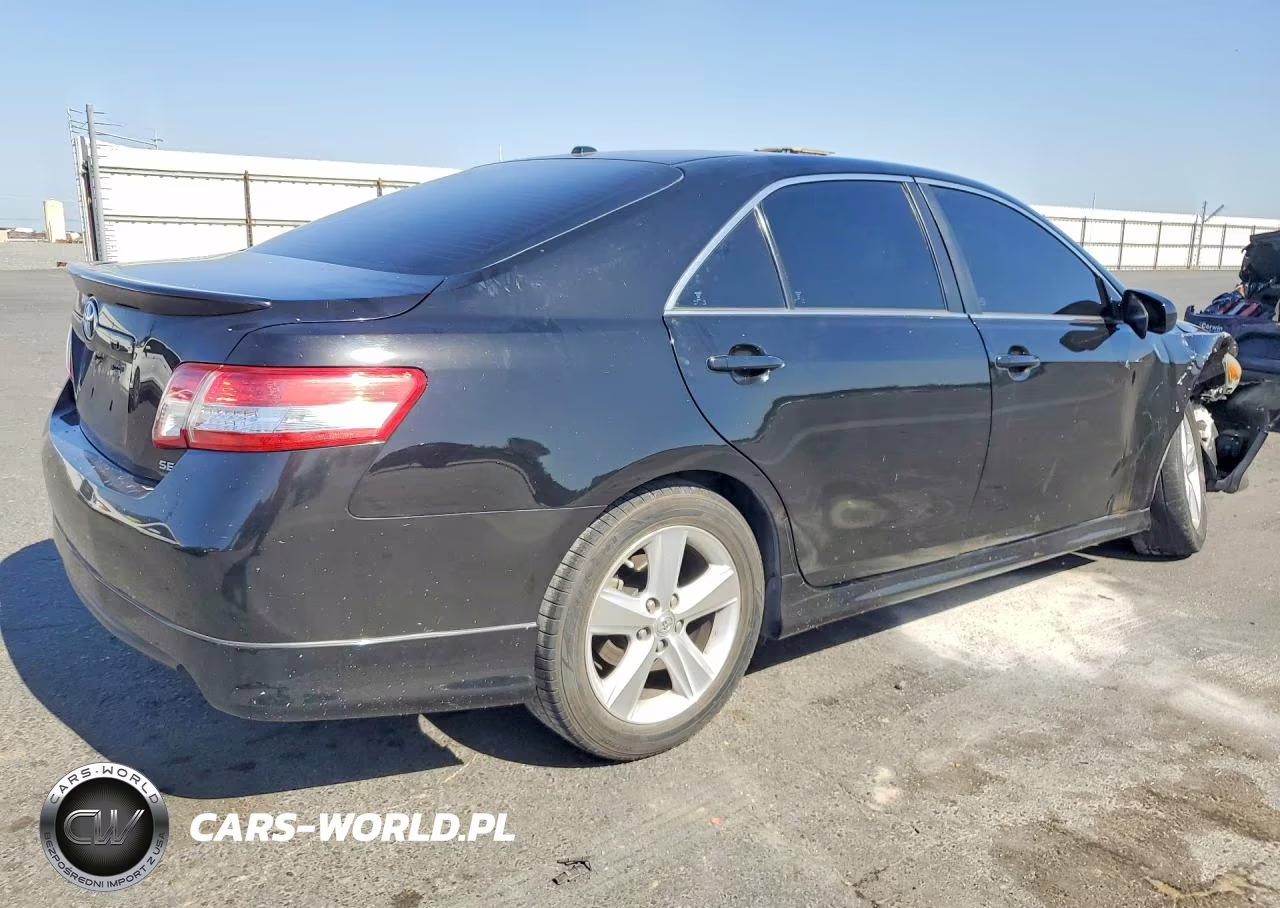 2010 Toyota Camry Se VIN:4T1BF3EK1AU014210 - 3