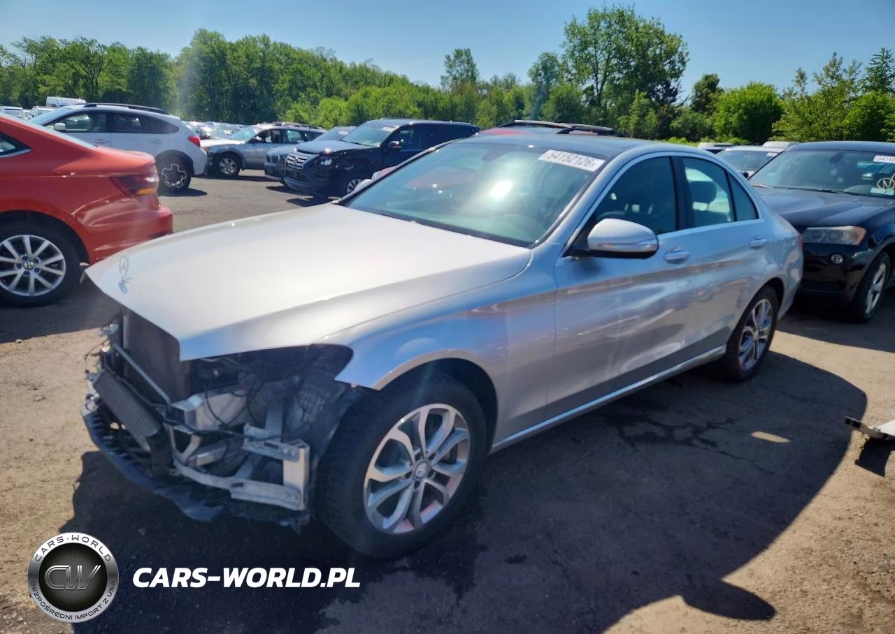 2015 Mercedes-Benz C 300 4Matic – zdjęcie 1 z 13