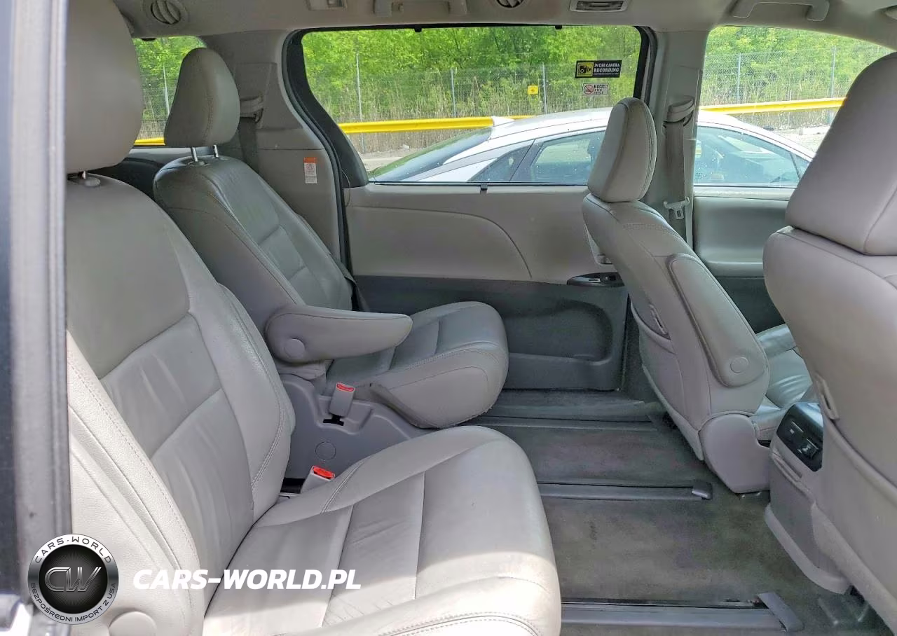 2017 Toyota Sienna Xle Premium 7-Passenger VIN:5TDDZ3DC2HS161164 - 11