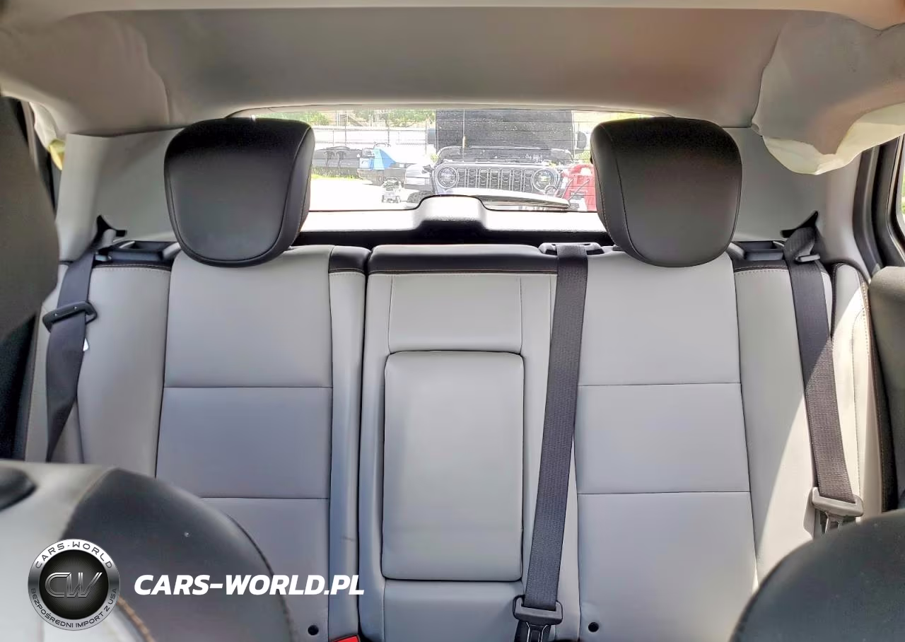 2020 Chevrolet Trax Premier VIN:3GNCJMSB2LL233425 - 10