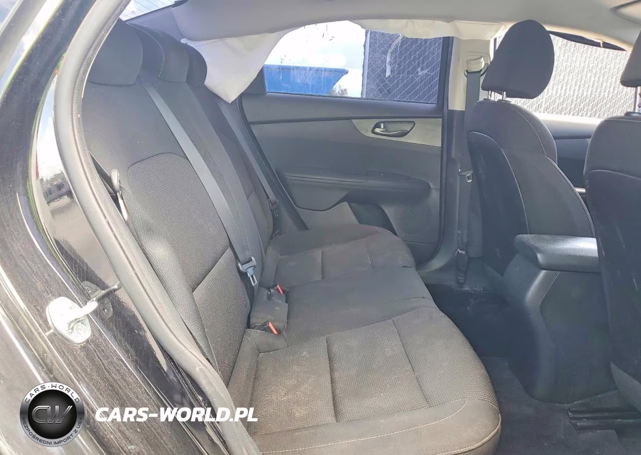 2021 Kia Forte Lxs VIN:3KPF24AD3ME327146 - 10