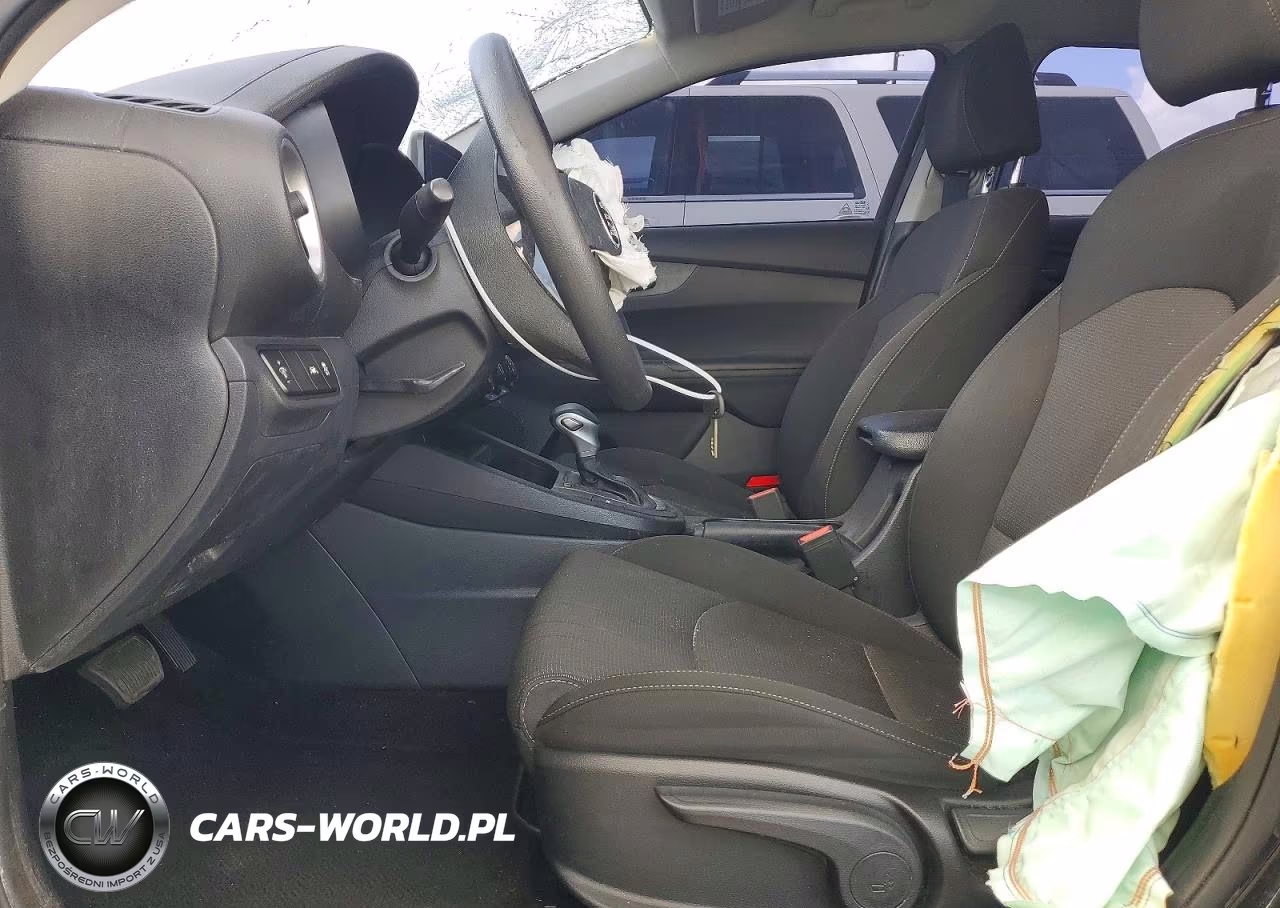2021 Kia Forte Lxs VIN:3KPF24AD3ME327146 - 7