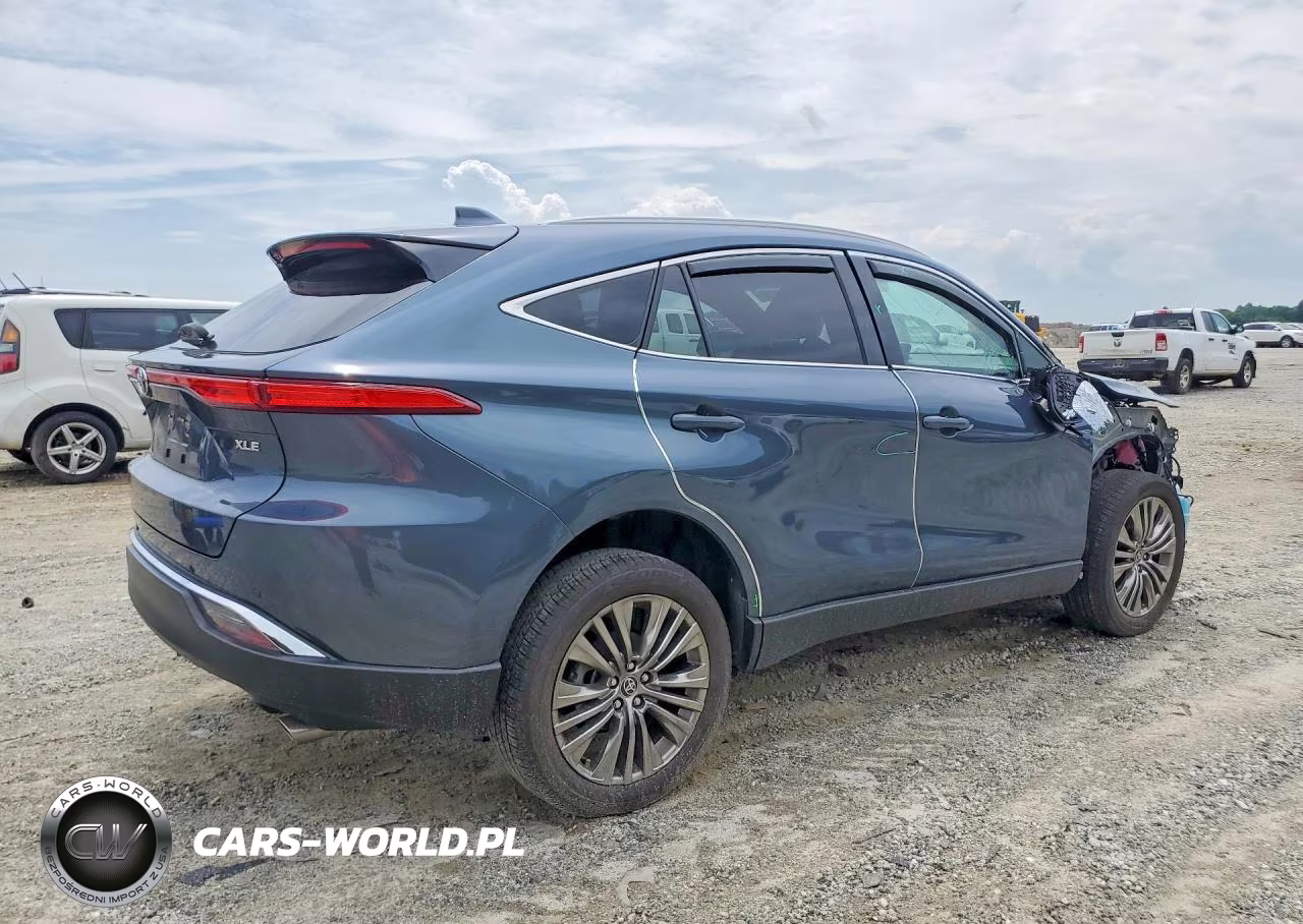 2023 Toyota Venza Xle VIN:JTEAAAAH9PJ144755 - 3