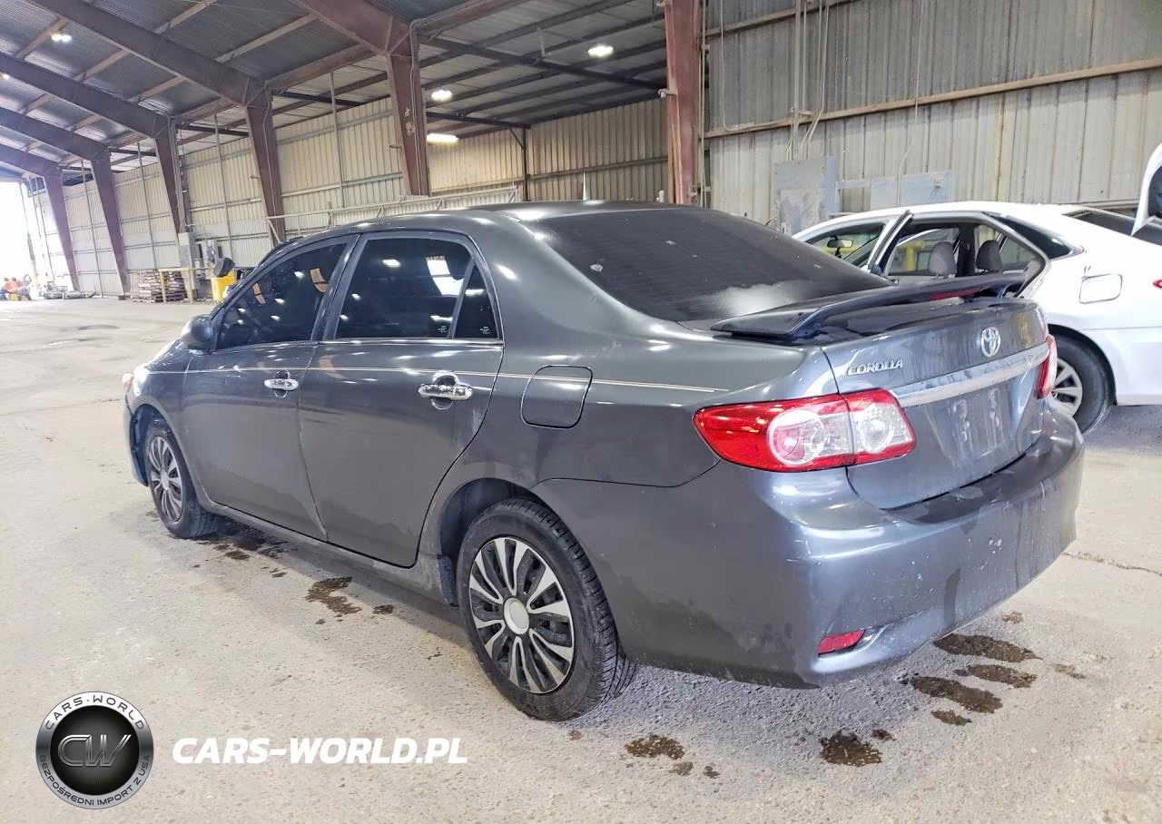 2013 Toyota Corolla Le VIN:2T1BU4EE7DC058014 - 2